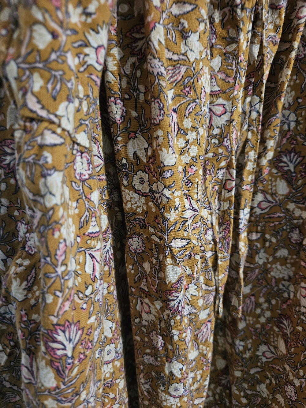 Has Pockets! Floral Tiered Spaghetti Strap Dress in Rust Brown - Picture 5 of 6
